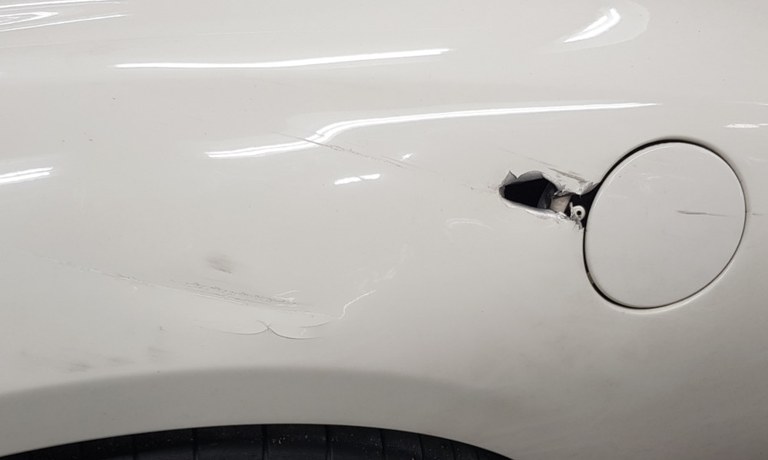 Aluminium schadeherstel Ferrari