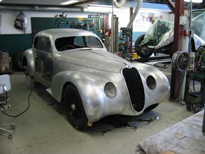 Alfa Romeo 6C 2500 Sport: Hand-forged Aluminium