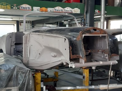 Mercedes 220SE: Complete Restoration of a 'Ponton'