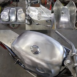 bmw classic racer aluminium benzine tank.jpg bmw classic racer aluminium benzine tank.jpg