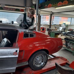 Ford Mustang Fastback 1968_1.jpg Ford Mustang Fastback 1968_1.jpg