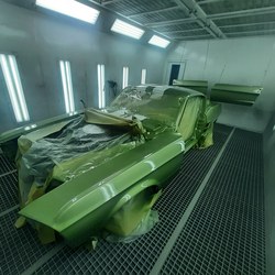 Ford Mustang Fastback 1968_na spuitcabine 2.jpg Ford Mustang Fastback 1968_na spuitcabine 2.jpg