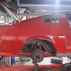 Mustang 05.jpg Mustang 05.jpg