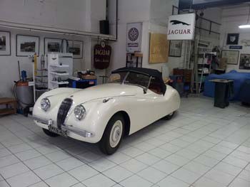 Jaguar XK120 670009