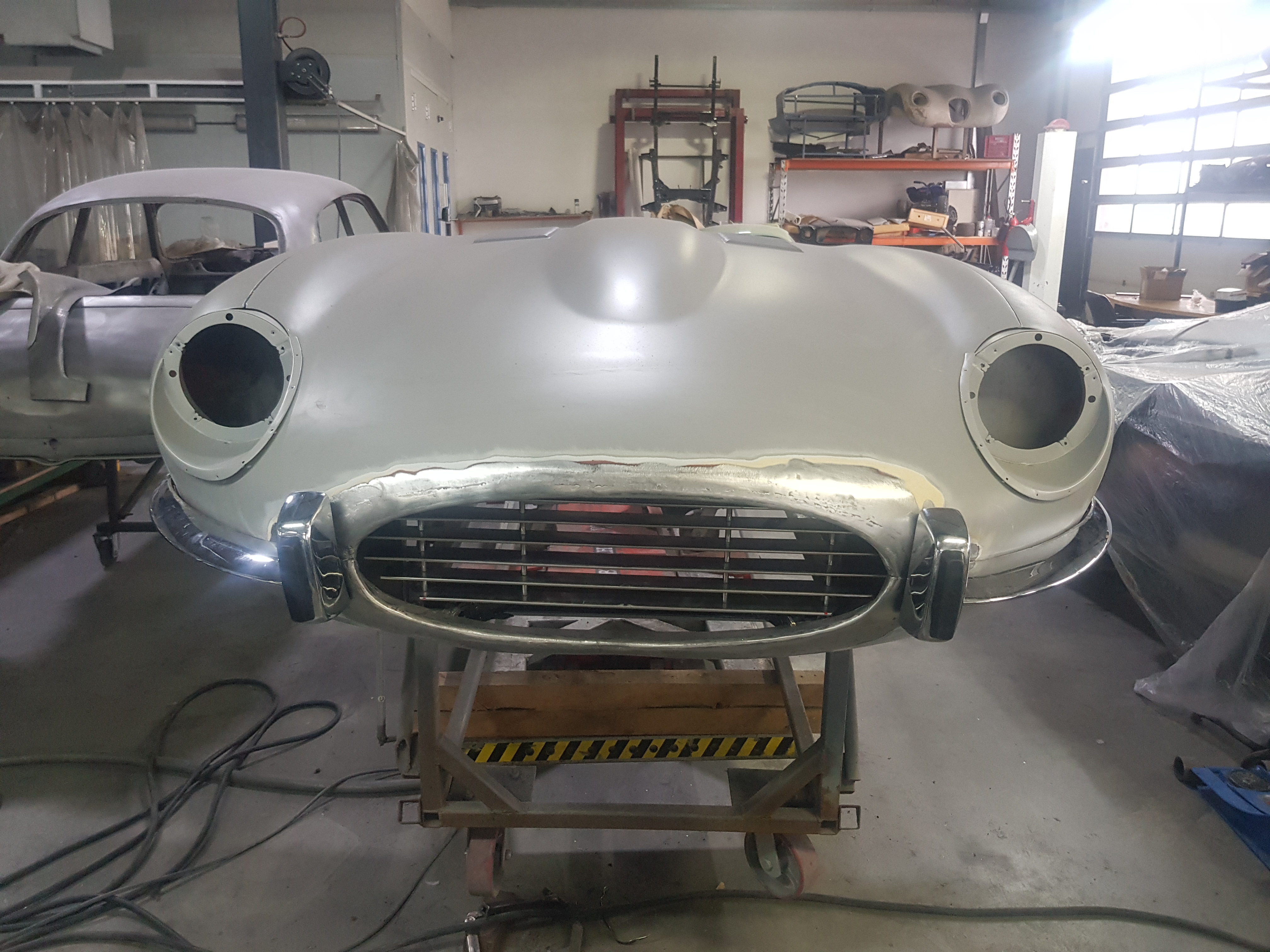 Jaguar E-Type Custom Build 46.jpg