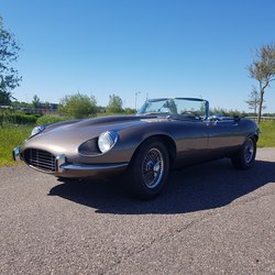 Jaguar E-Type Custom Build 58.jpg