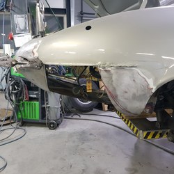 Jaguar E-Type Custom Build 9.jpg