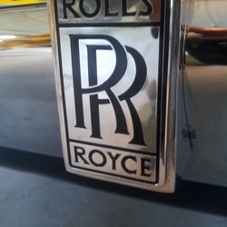 rolls royce corniche 29.jpg