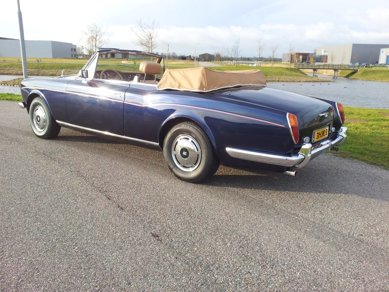 rolls royce corniche 31.jpg